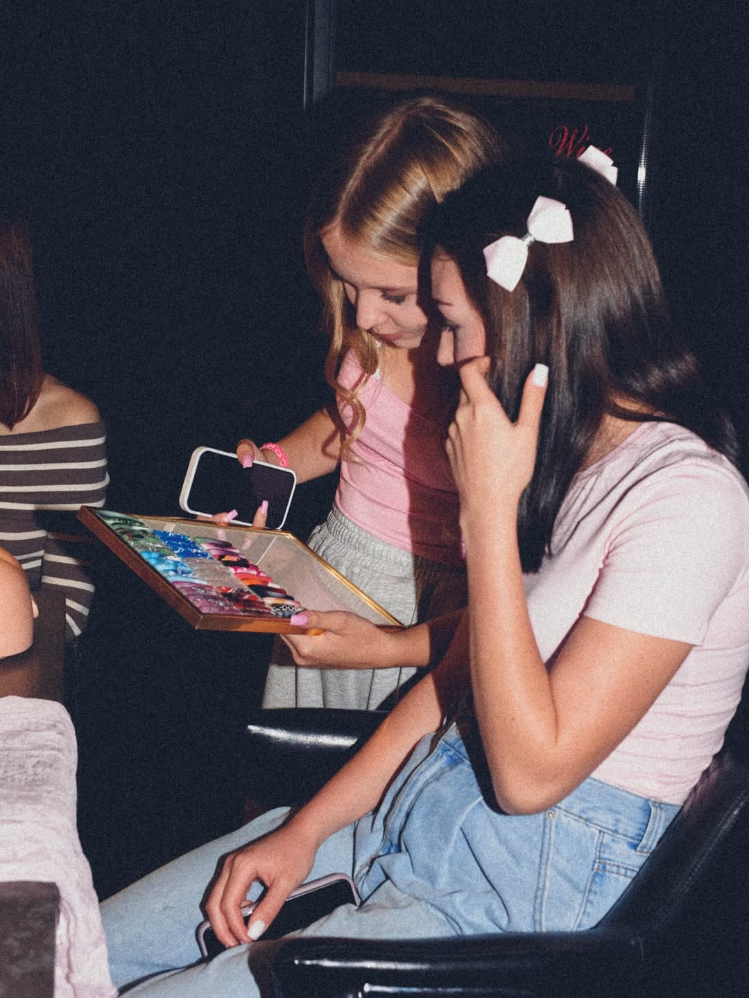 Маникюр и наращивание ногтей в студии Vasniatina Nails